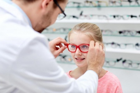 Comment bien choisir des lunettes pour enfant &agrave; Hoenheim ?